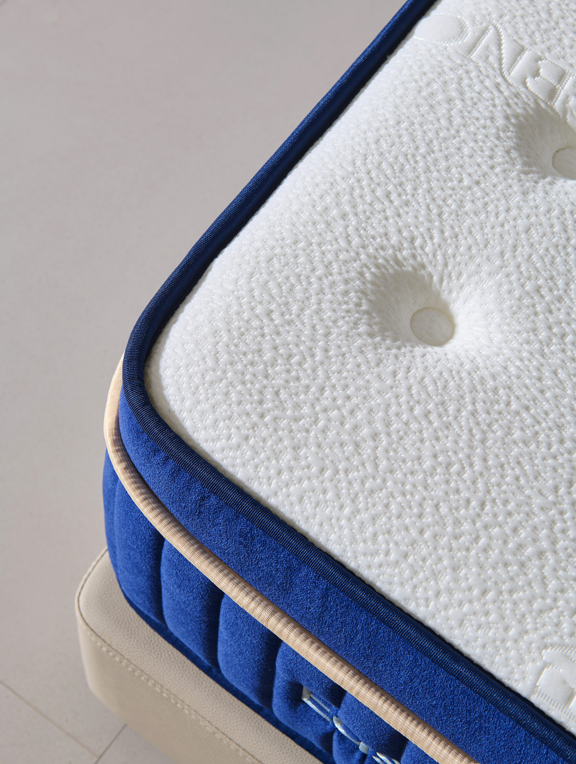 Automated quilting precision inspection on commercial mattress fabric
